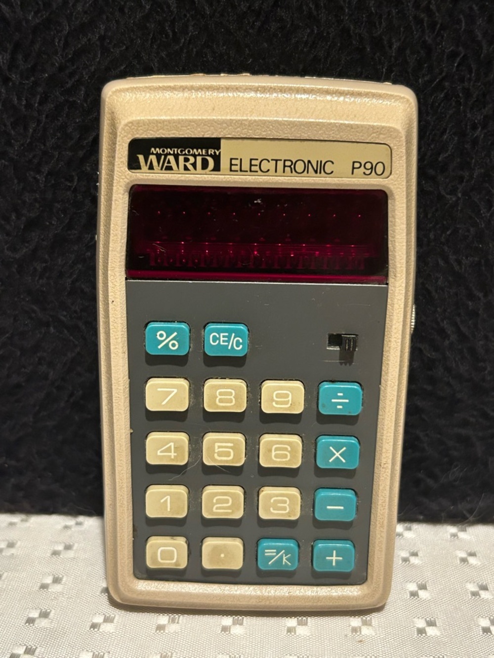 Vintage Montgomery Ward Red LED Electronic P90 Calculator, DAN-8670A - Working